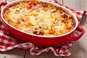 Запеченные макароны с баклажанами и мясом 